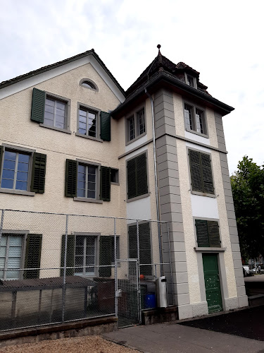 Rezensionen über Kreisschulbehörde Letzi in Zürich - Schule