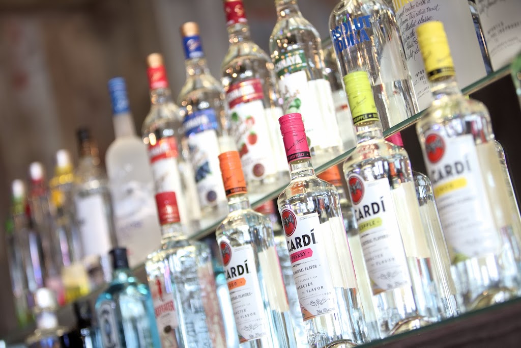 Whiskey River Grill 52324