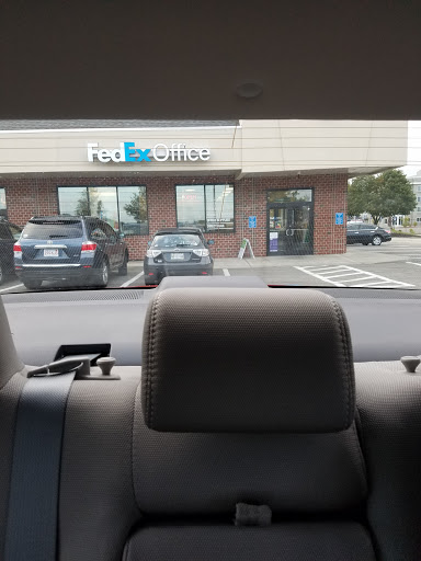 Print Shop «FedEx Office Print & Ship Center», reviews and photos, 1325 Providence Hwy, Norwood, MA 02062, USA