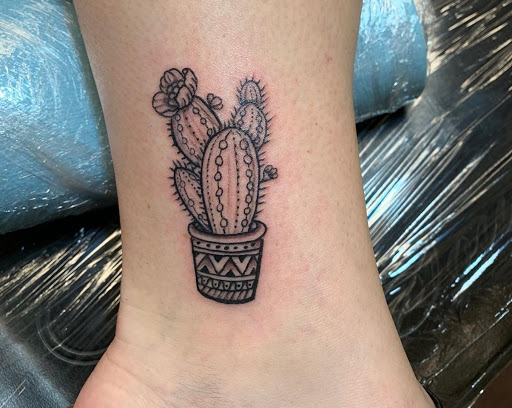 Tattoo Shop «Bright Ideas Tattoo and Piercing», reviews and photos, 1425 N Central Ave # 113, Avondale, AZ 85323, USA