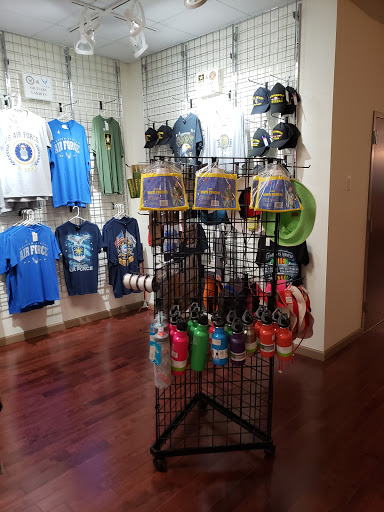 Clothing Store «I Goldberg Army & Navy», reviews and photos, 1300 Chestnut St, Philadelphia, PA 19107, USA