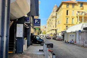 Parking Grimaldi image