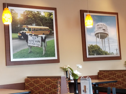 Fast Food Restaurant «Chick-fil-A», reviews and photos, 1005 Foxcroft Ave, Martinsburg, WV 25401, USA