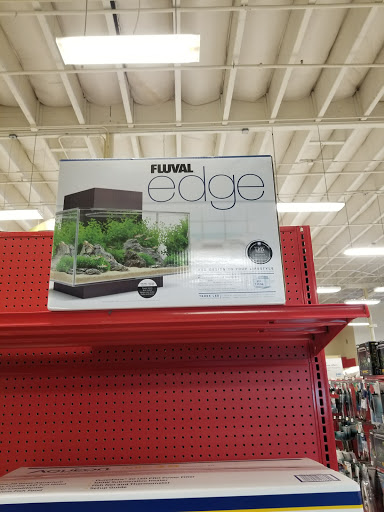 Pet Supply Store «Petco Animal Supplies», reviews and photos, 855 E Bidwell St, Folsom, CA 95630, USA