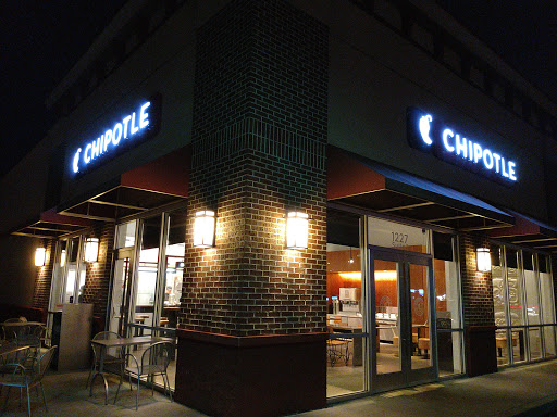 Chipotle Mexican Grill image 8