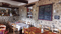 Atmosphère du Restaurant français Le Pressoir Gourmand Restaurant Locavore à Mézel à Mezel - n°9