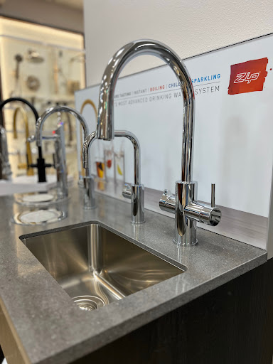 Universal Appliance and Kitchen Center image