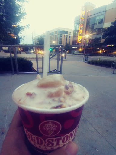 Ice Cream Shop «Cold Stone Creamery», reviews and photos, 3220 Farnam St #2107, Omaha, NE 68131, USA