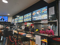 Atmosphère du Restaurant turc Restaurant Le Mondial - Meilleur kebab de Paris - n°15