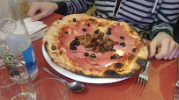 Pizza du Restaurant italien Restaurant Pizzeria Colosseo à Bartenheim - n°19