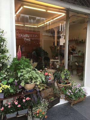 Parisette Fleurs à Paris