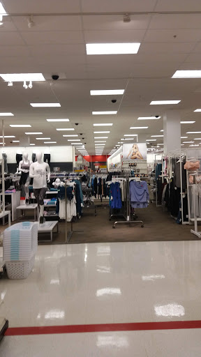 Shopping Mall «DC USA», reviews and photos, 3100 14th St NW, Washington, DC 20010, USA