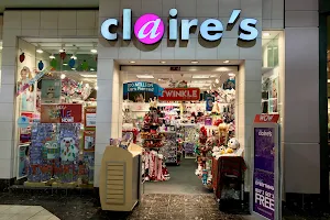 Claire's image