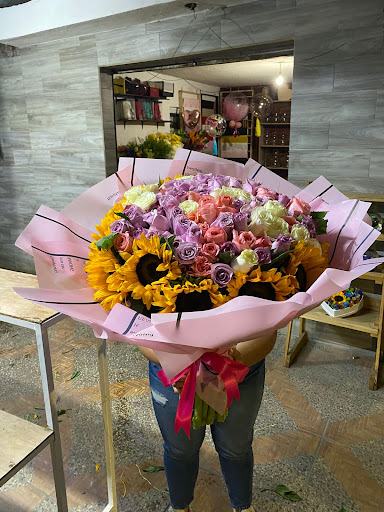 Florería Claudia – San Luis Potosí