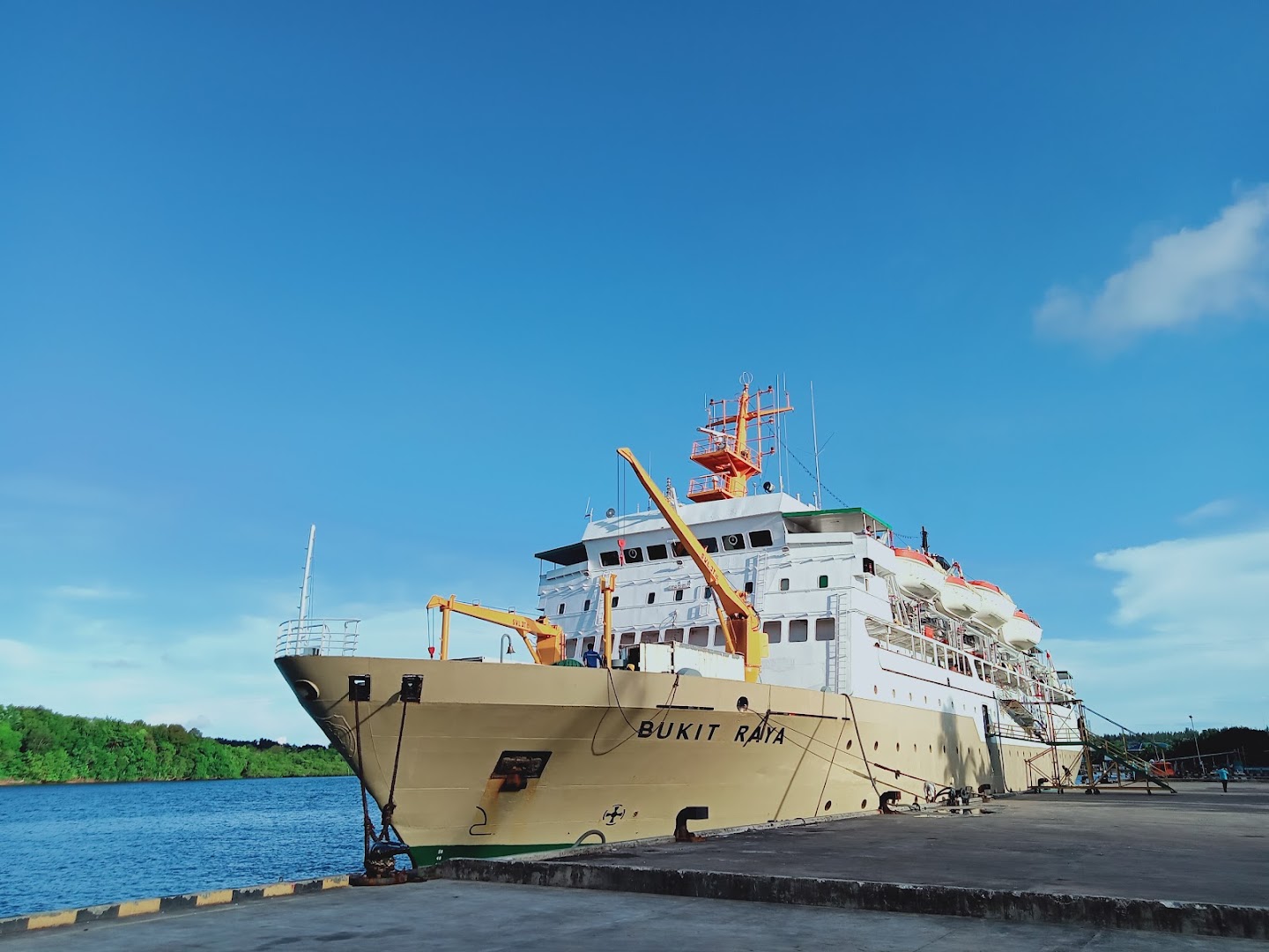 Pelabuhan Sri Bayintan Kijang Photo