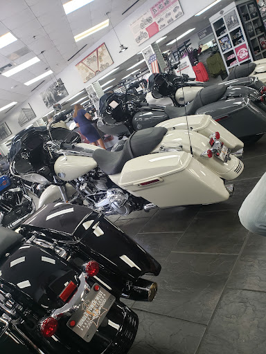 Harley-Davidson Dealer «Thunder Tower West Harley-Davidson», reviews and photos, 1384 Southlake Pkwy, Morrow, GA 30260, USA