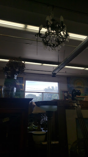 Thrift Store «Bnai Tzedukah Thrift Store», reviews and photos, 203 Sheridan Blvd, Inwood, NY 11096, USA