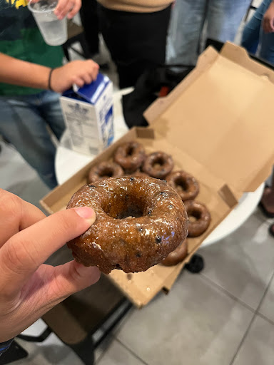 Donut Shop «M & M Donuts», reviews and photos, 1614 W Katella Ave, Anaheim, CA 92802, USA