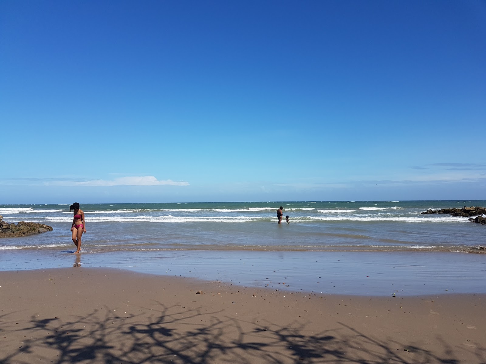 Foto van Los Iros beach met ruime baai