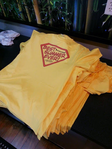 Custom T-shirt Store «Big Frog Custom T-Shirts & More», reviews and photos, 1815 Radio Dr i, Woodbury, MN 55125, USA