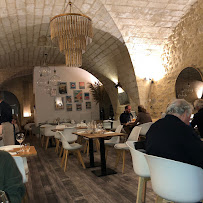 Atmosphère du Restaurant français Le Comptoir du 7 à Uzès - n°19