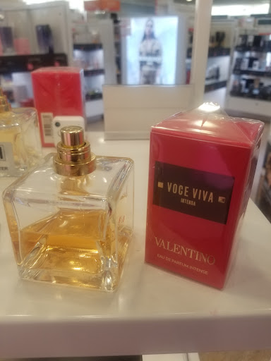 Hair Salon «Ulta Beauty», reviews and photos, 7211 Coastal Blvd, Brooksville, FL 34613, USA