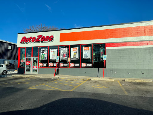AutoZone, 366 Eastern Ave, Malden, MA 02148, USA, 