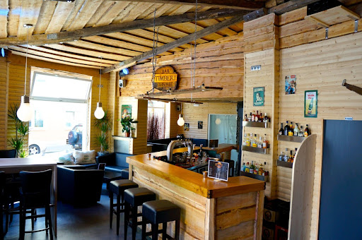 Timber Bar Lounge