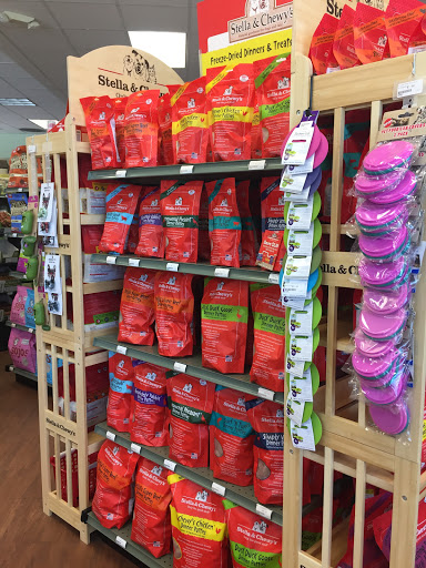 Pet Supply Store «Pet Oasis», reviews and photos, 72877 Dinah Shore Dr, Rancho Mirage, CA 92270, USA