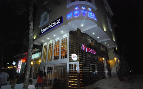 Hotel Town House image