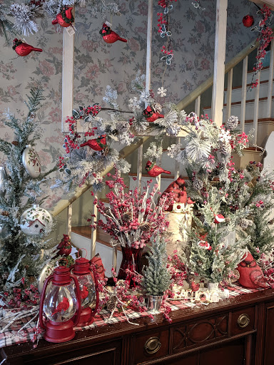 Florist «Colonial Flower Shoppe», reviews and photos, 611 Main St, Somers, CT 06071, USA