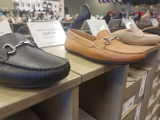 Shoe Store «DSW Designer Shoe Warehouse», reviews and photos, 1015 Cochrane Rd, Morgan Hill, CA 95037, USA