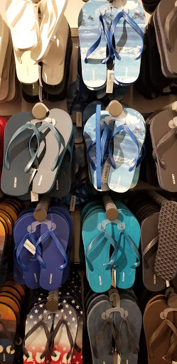 Clothing Store «Old Navy», reviews and photos, 4037 Factoria Blvd SE, Bellevue, WA 98006, USA