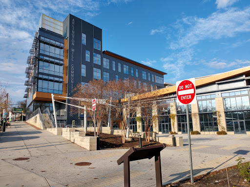 Recreation Center «Arlington Mill Community Center», reviews and photos, 909 S Dinwiddie St, Arlington, VA 22204, USA