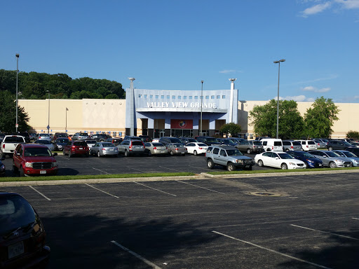 Movie Theater «Regal Cinemas Valley View Grande 16», reviews and photos, 4730 Valley View Blvd NW, Roanoke, VA 24012, USA