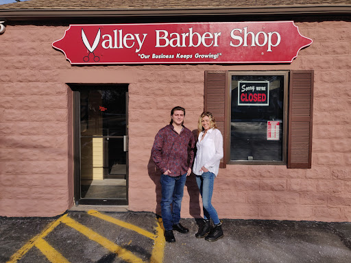 Barber Shop «Valley Barber Shop», reviews and photos, 2 Center St, Tariffville, CT 06081, USA
