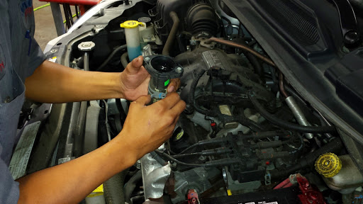 Tire Shop «HomeTowne Auto Repair and Tire of Woodbridge», reviews and photos, 15698 Jefferson Davis Hwy, Woodbridge, VA 22191, USA