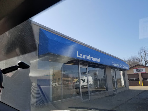 Dry Cleaner «Zeeland Dry Cleaners & 24 Hour Laundromat», reviews and photos, 118 E Washington Ave, Zeeland, MI 49464, USA