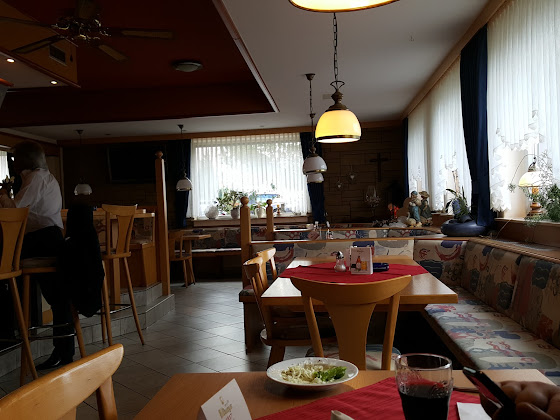 Photos des visiteurs Gasthaus/Pension Gaststätte Backes 54597 Auw bei Prüm