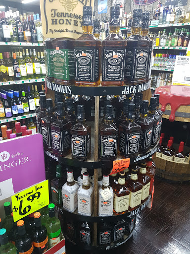 Liquor Store «Paris Liquor & Wine LLC», reviews and photos, 1417 E Wood St, Paris, TN 38242, USA