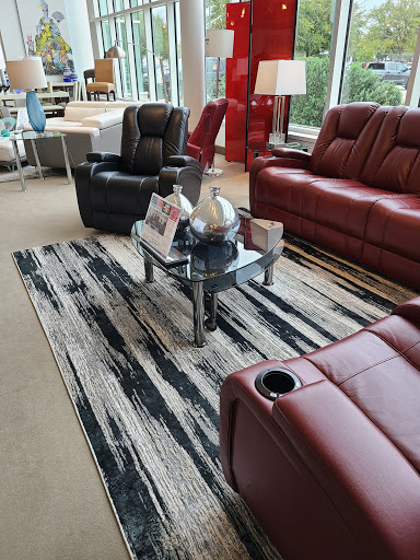 Outlet Store «Rooms To Go Outlet Furniture Store - Grand Prairie», reviews and photos, 2725 TX-360 #100, Grand Prairie, TX 75052, USA