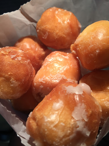 Donut Shop «16th Street Donut Shop», reviews and photos, 1601 F St, Sacramento, CA 95814, USA