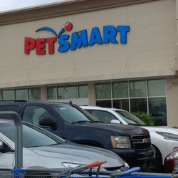 Pet Supply Store «PetSmart», reviews and photos, 7765 Airport Blvd #901, Mobile, AL 36608, USA
