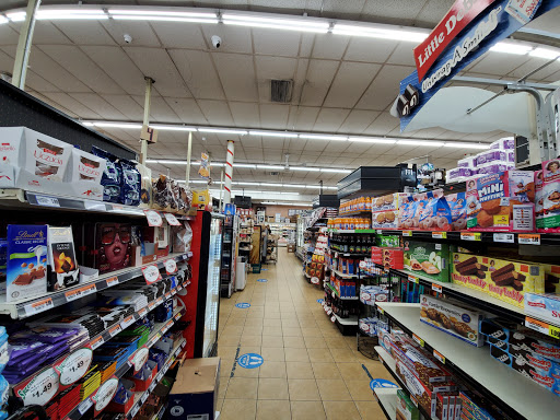 Grocery Store «Devon Market», reviews and photos, 1440 W Devon Ave, Chicago, IL 60660, USA