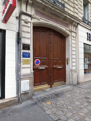 Hoze Michel. à Vincennes