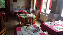 Atmosphère du Restaurant français Les Acacias à Binas - n°6