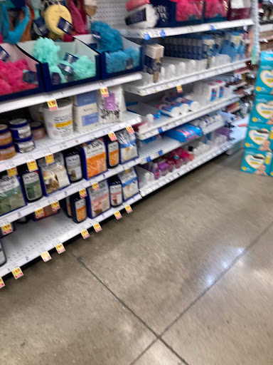 Grocery Store «Kroger», reviews and photos, 5161 Hampsted Village Center Way, New Albany, OH 43054, USA