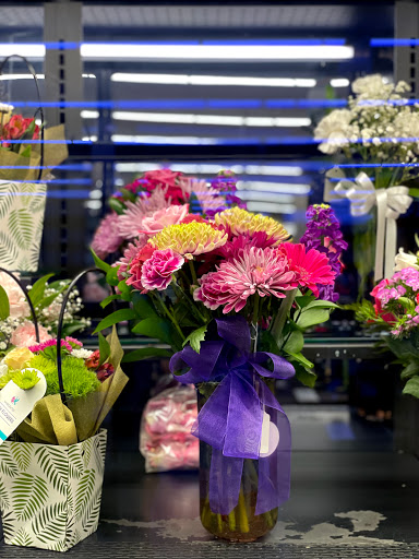 Grocery Store «Star Market», reviews and photos, 1070 Lexington St, Waltham, MA 02452, USA