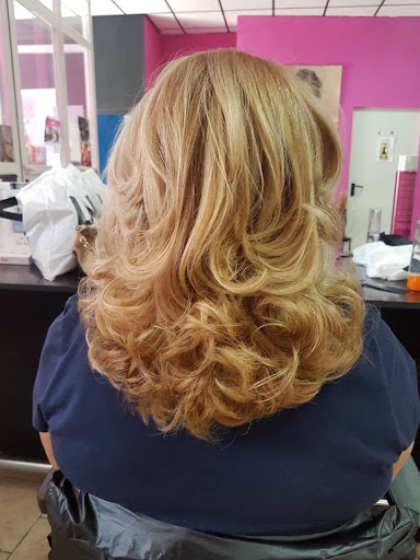 Academia de Peluquería y Estética Imágen en Navalmoral de La Mata, Cáceres‎