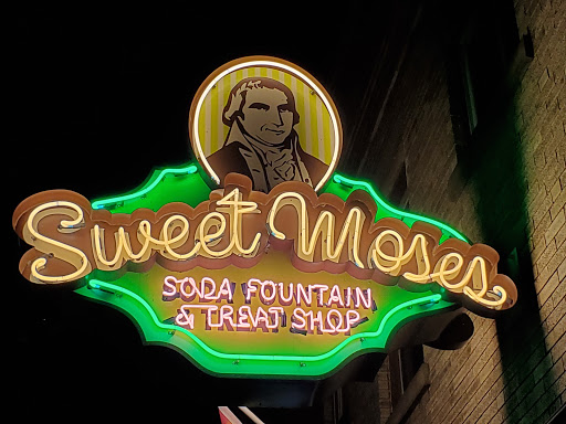 Dessert Shop «Sweet Moses», reviews and photos, 6800 Detroit Ave, Cleveland, OH 44102, USA